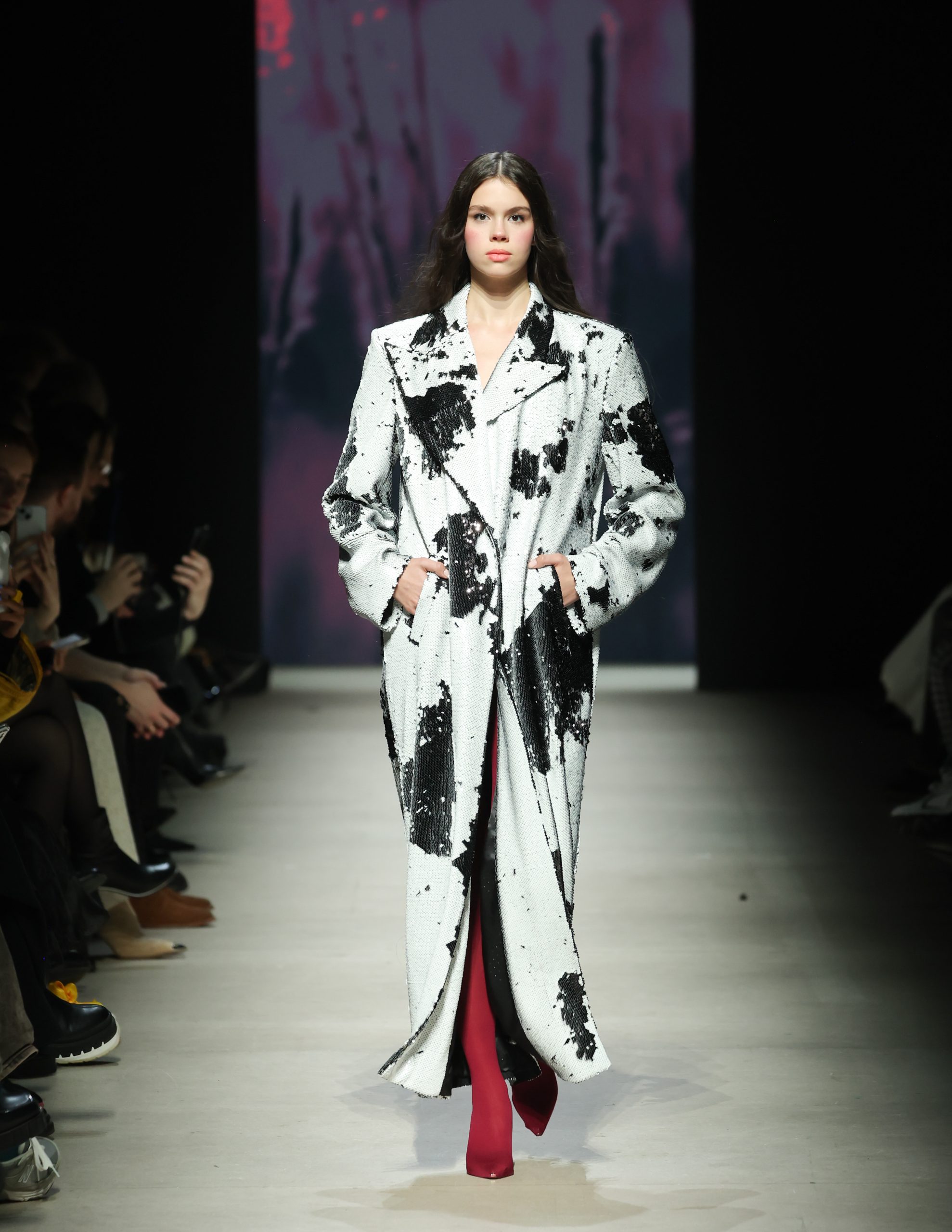 Modni diktati iz svijeta: Od retro šarma do futurističkog minimalizma