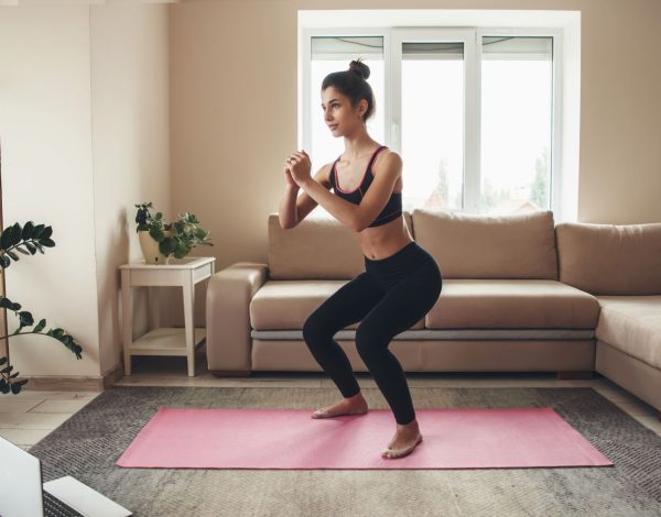 Pačji hod: vježba koja brzo jača noge i stomak te popravlja držanje