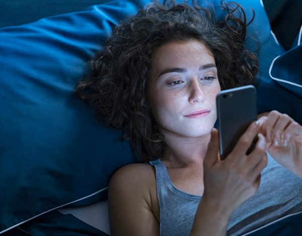 Noćne navike koje potajno uništavaju zdravlje