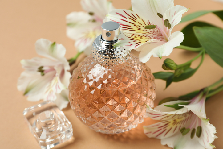 Ljetni parfemi 2025: Najbolji mirisi za tople dane