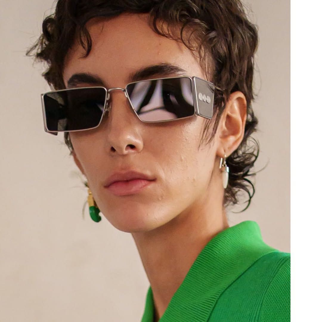 Kratke kovrdžave šiške