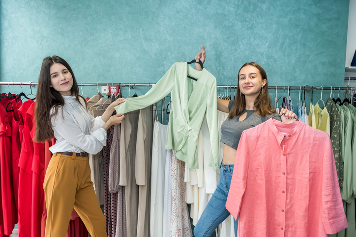 Najčešće modne zamke: 5 grešaka pri kombinovanju boja koje svi pravimo