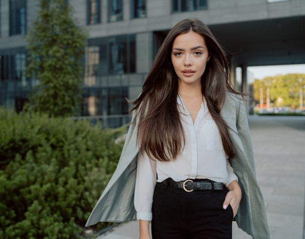 Moda za posao: Boje i uzorci za jesenju sezonu