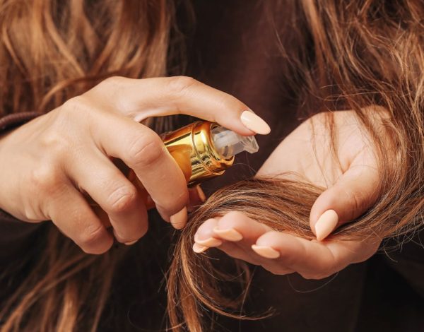 Kako se pravilno nanosi serum za kosu