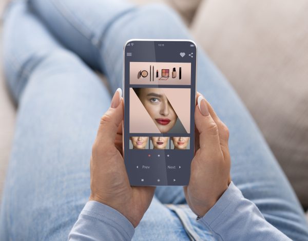 Digitalni beauty dnevnik – kako tehnologija mijenja njegu kože u 2025