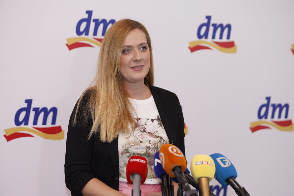 Uspješna poslovna godina za dm BiH: Ostvaren promet od 489,3 miliona KM