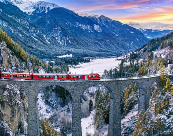 Gdje otputovati na porodični odmor ove zime? Top destinacije koje oduševljavaju djecu i roditelje